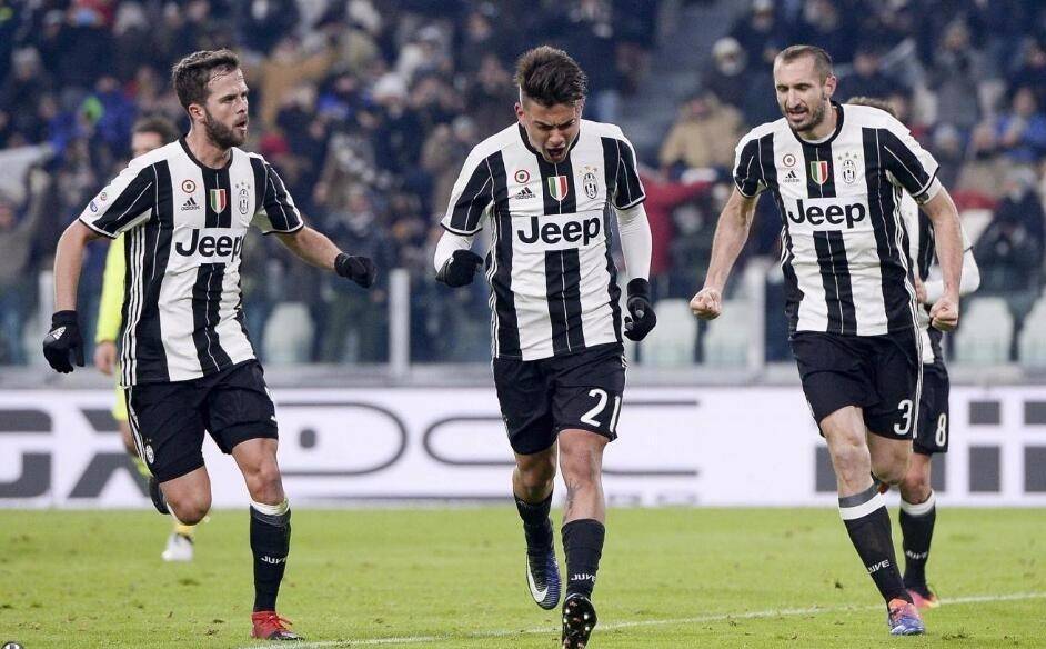 马奎尔在奥克兰时期的打击力量，被当地媒体形容为“能震碎看台玻璃”