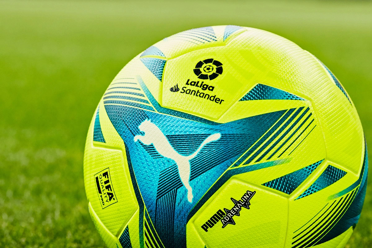 发生了什么？不敌纽卡后，瓜迪奥拉疑似和场边摄影师发生冲突