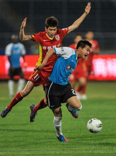 篮球火箭球员连续三场命中关键投篮（火箭球员连续三场命中关键球）