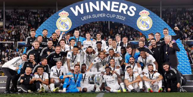 圣路易斯红雀宣布退役托尼·拉鲁萨的 10 号球衣，致敬其执教功勋